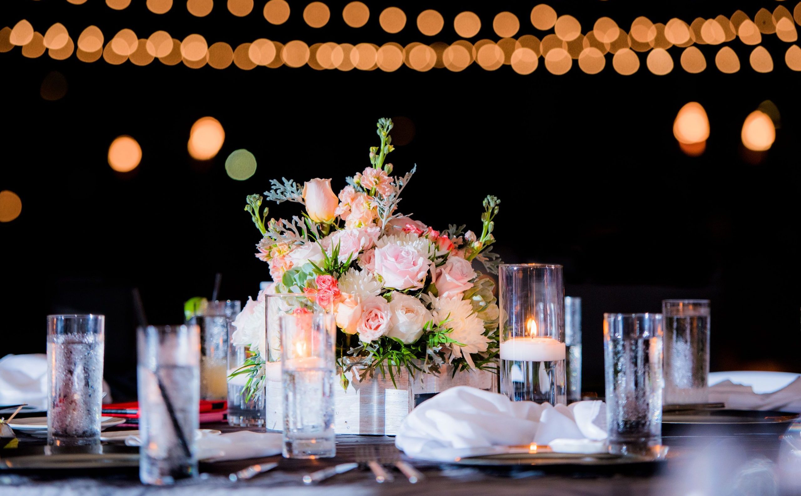 Table setting at a wedding in Koloa Landing Resort.